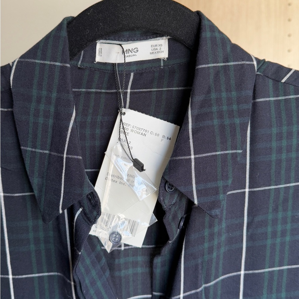 Patterned button down shirt - Picture 3 of 3